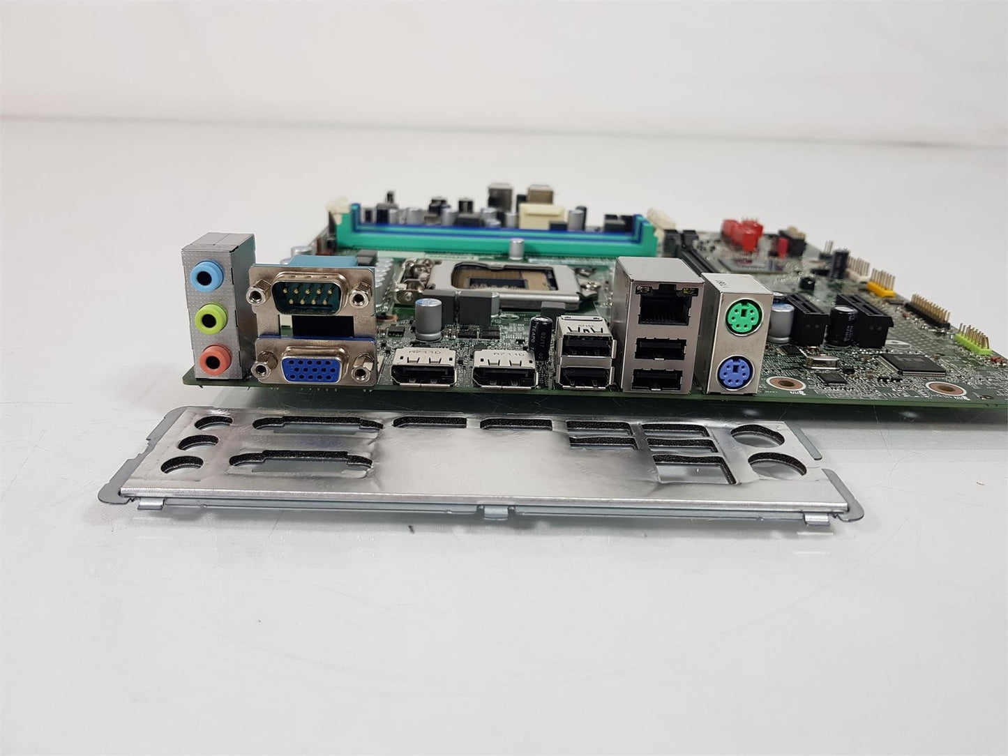 Lenovo ThinkCentre M710T Socket LGA1151 DDR4 Motherboard with I/O Shield 00XK134