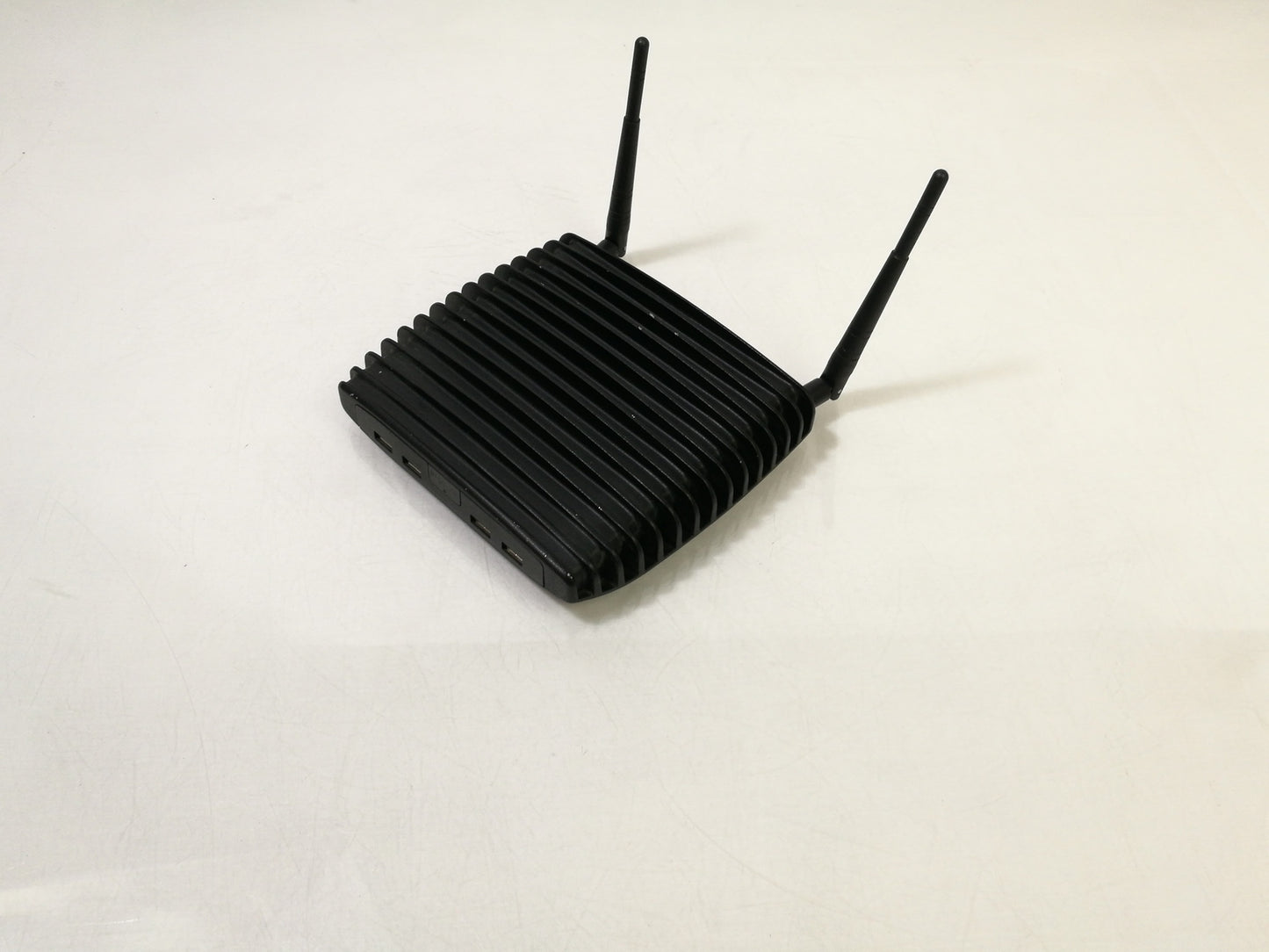 CompuLab Intense-PC D4X2-C3337NL Intel i5-3337 2.70 GHz CPU 8GB Ram - No OS