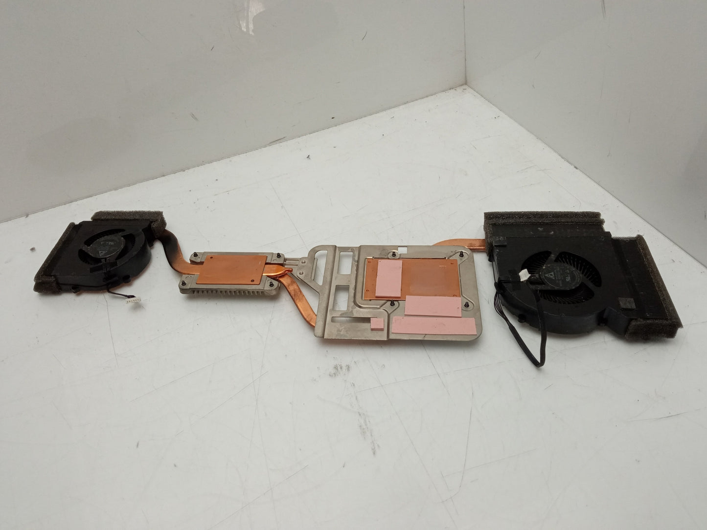 Lenovo ThinkPad P70 Laptop CPU Processor Heatsink and Fan 00NY301