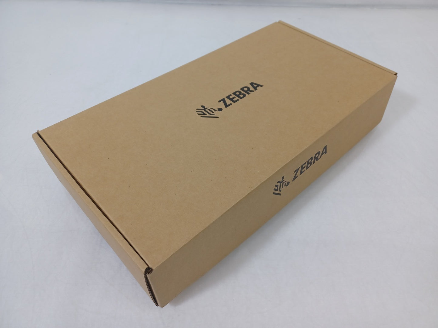 Zebra CC600 Customer Concierge 10" Tablet-Style Kiosk CC6000-10-3200LCWW