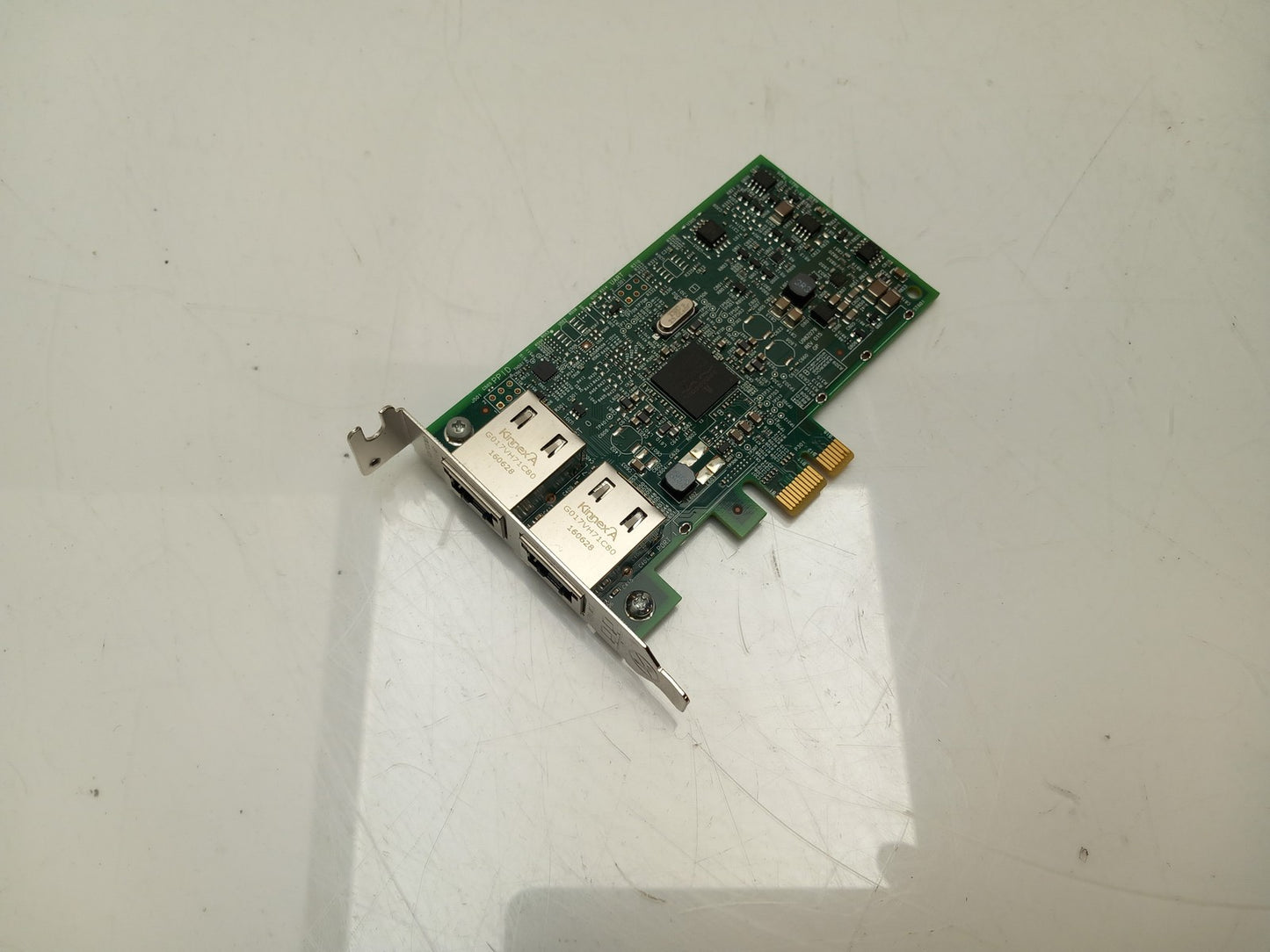 Dell Broadcom 5720 Low Profile Dual Port 1GB Network Card 0557M9 557M9