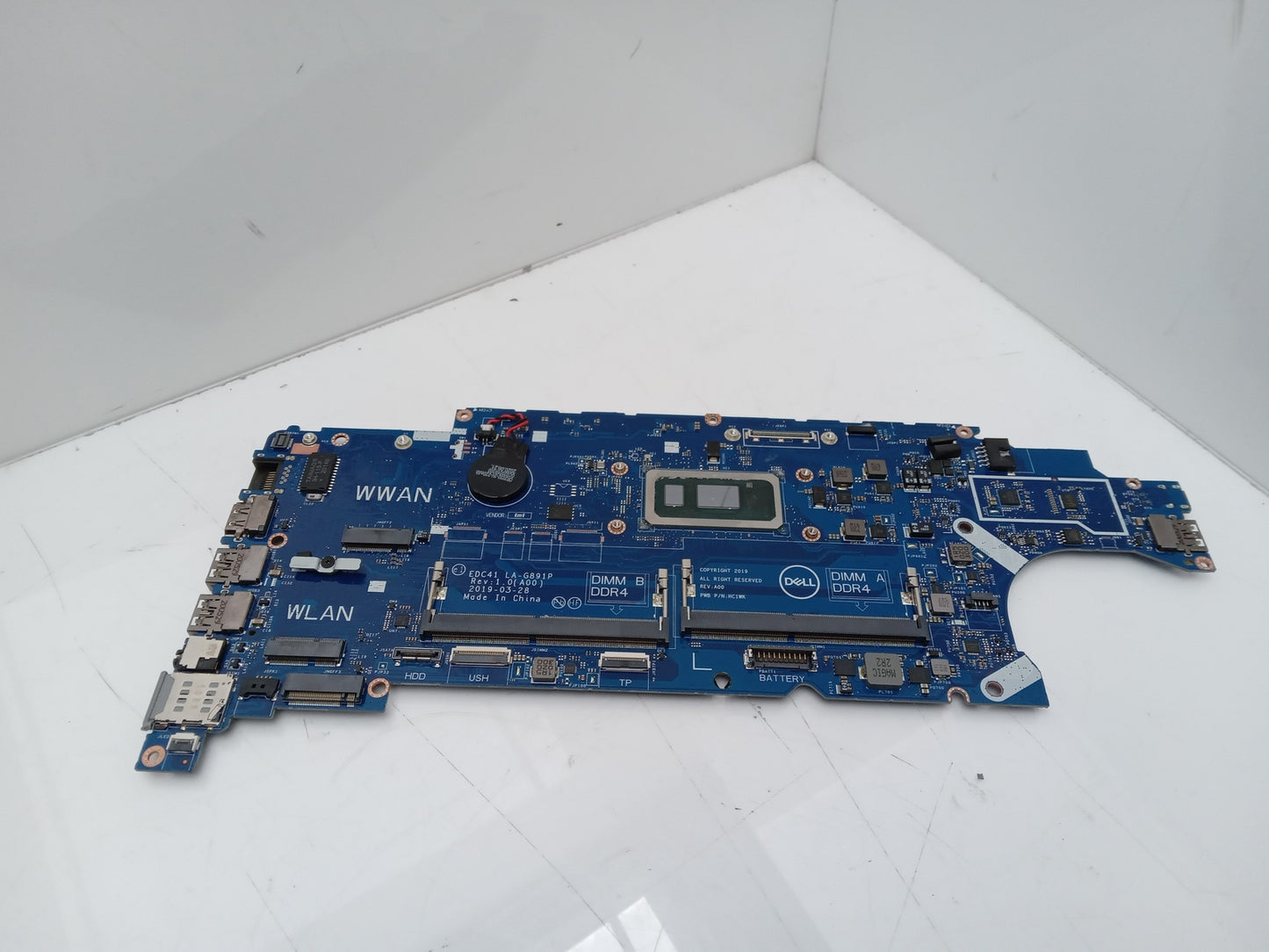 Dell Latitude 5400 Laptop Motherboard With i5-8365U 1.60GHz DDR4 LA-G891P 0F2MCY