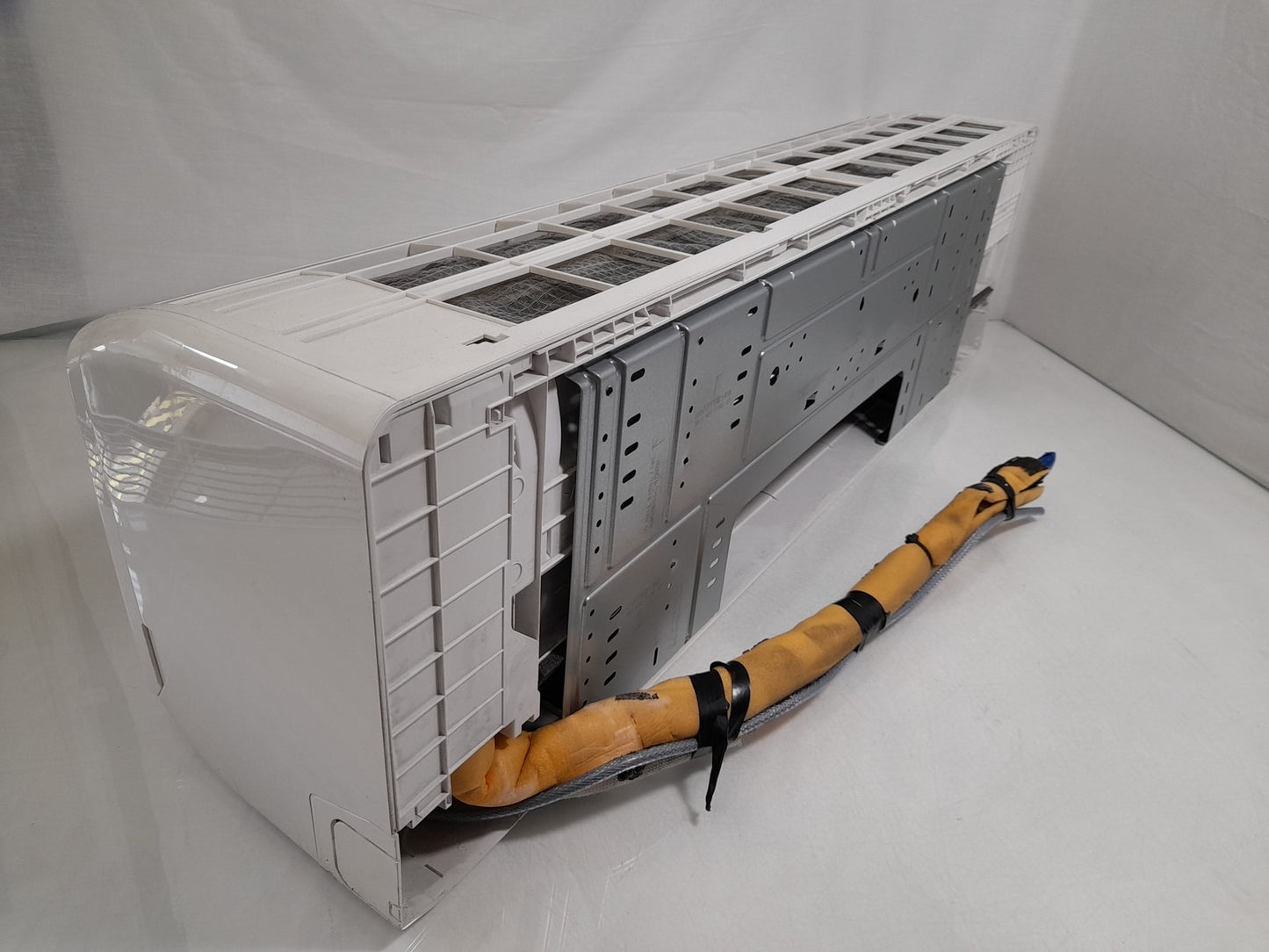 Mitsubishi Heavy Industries SRK63ZR-WF Air Conditioning System Indoor Unit Only