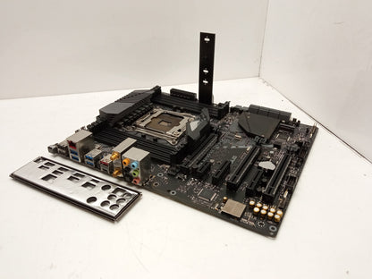 ASUS ROG STRIX X299-XE GAMING Socket LGA2011 DDR4 ATX Motherboard & I/O Shield