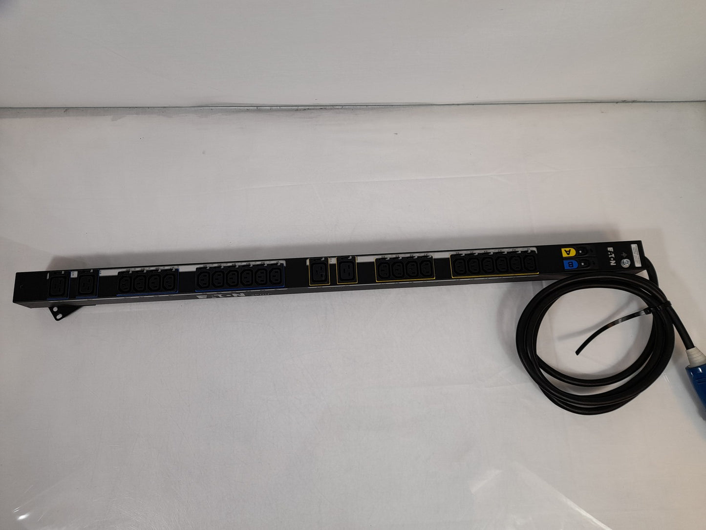 Eaton EBAB05 32A Rack Mountable Power Distribution Unit PDU 24 AC Outlets