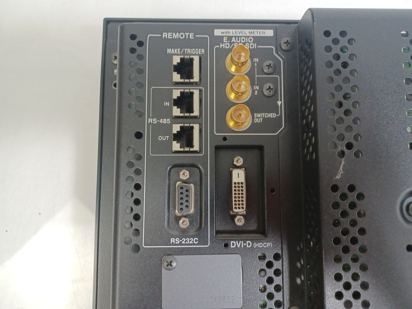 JVC DT-V20I3D HD Multiformat 20" 1680 x 1050 Broadcast LCD Monitor - Scratched