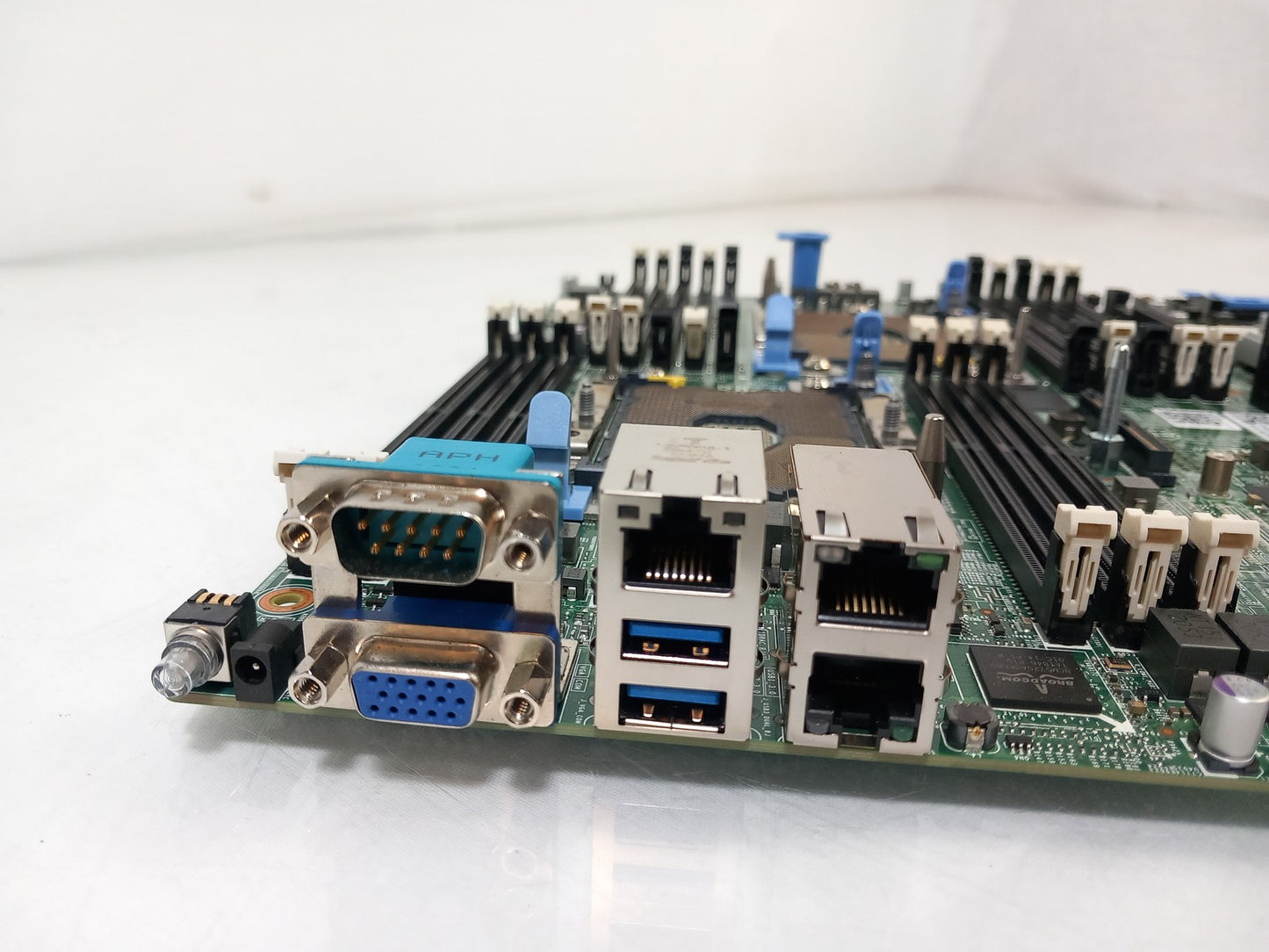 Dell EMC PowerEdge R440 Socket 3647 DDR4 Server Motherboard 08CYF7 8CYF7