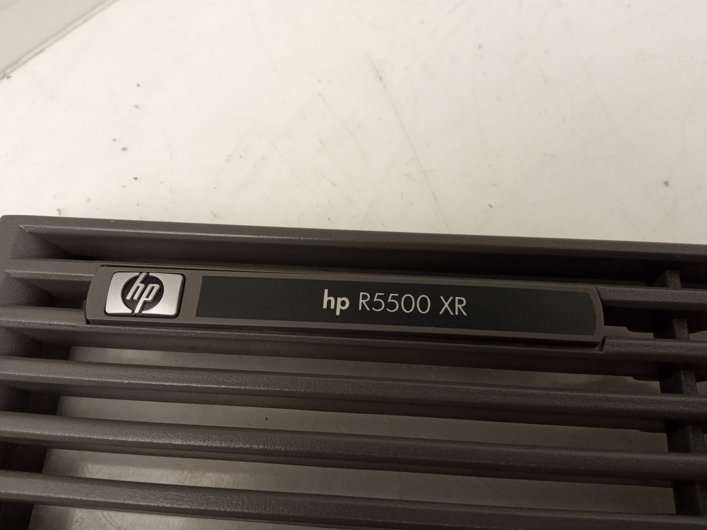 HP R5500 XR UPS Grey Front Bezel 157809-001