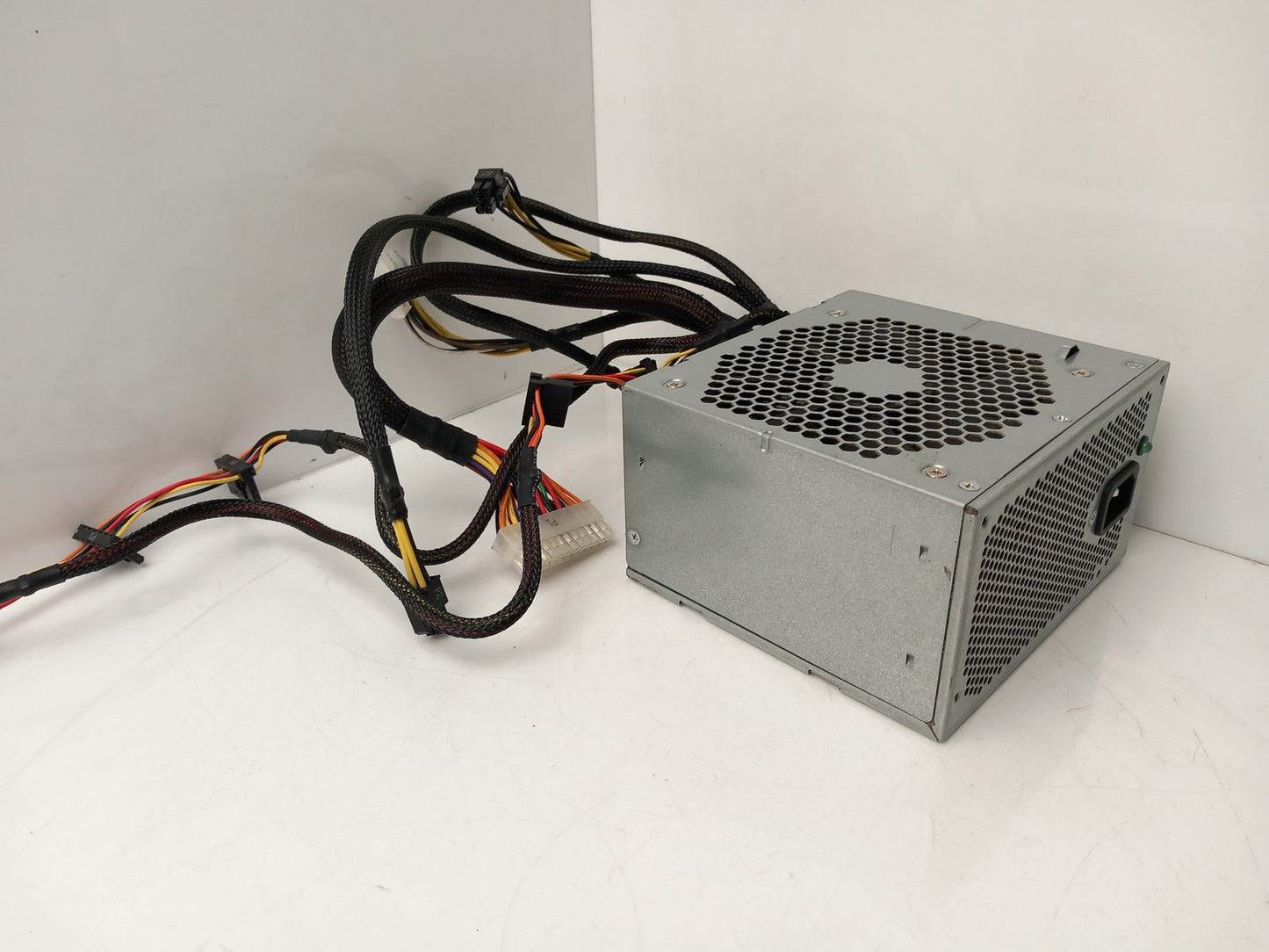 HP Envy 810 600W ATX Desktop Power Supply Unit 633186-002 DPS-600WB