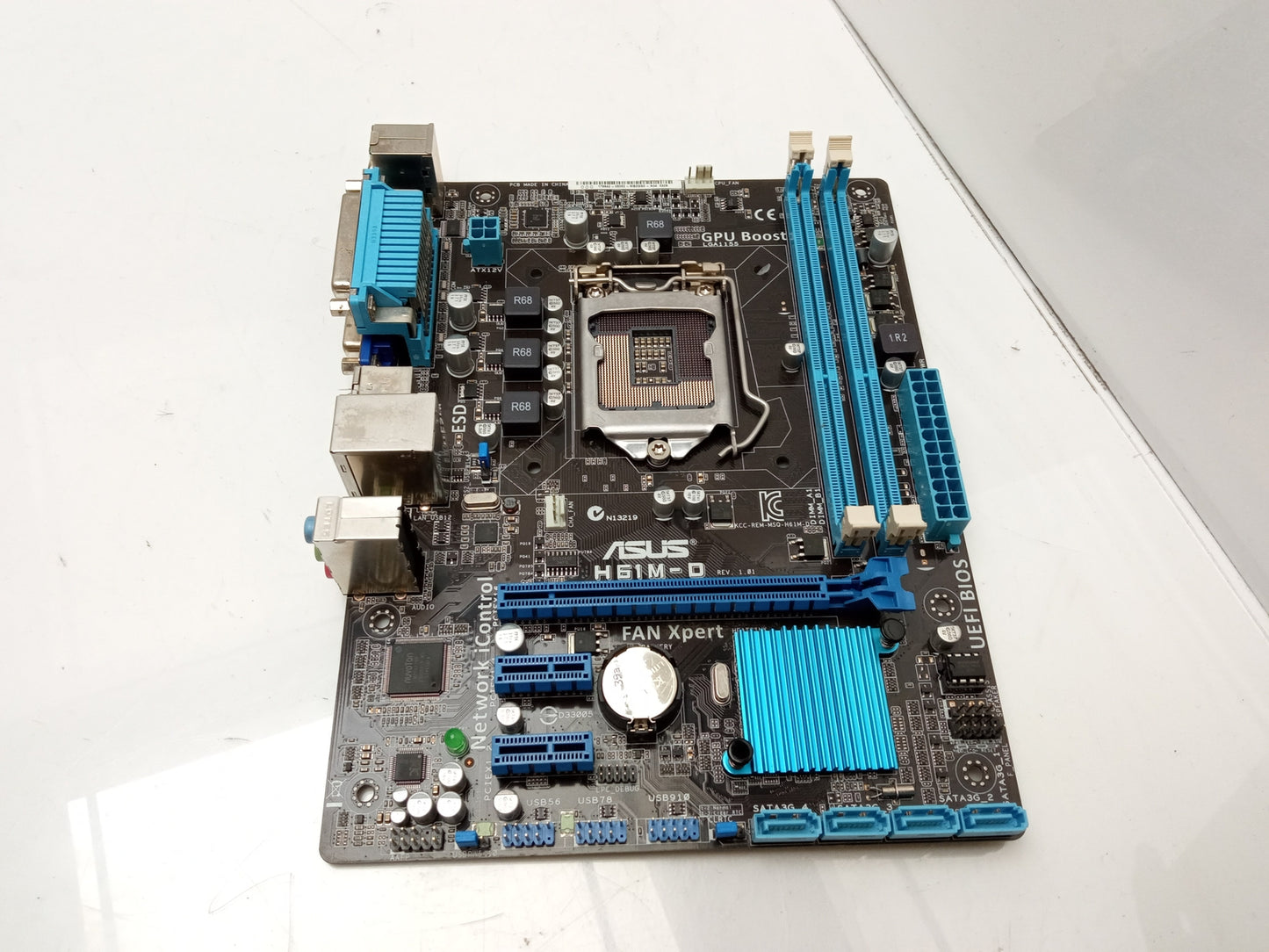 ASUS H61M-D Socket LGA1150 DDR3 MicroATX Motherboard