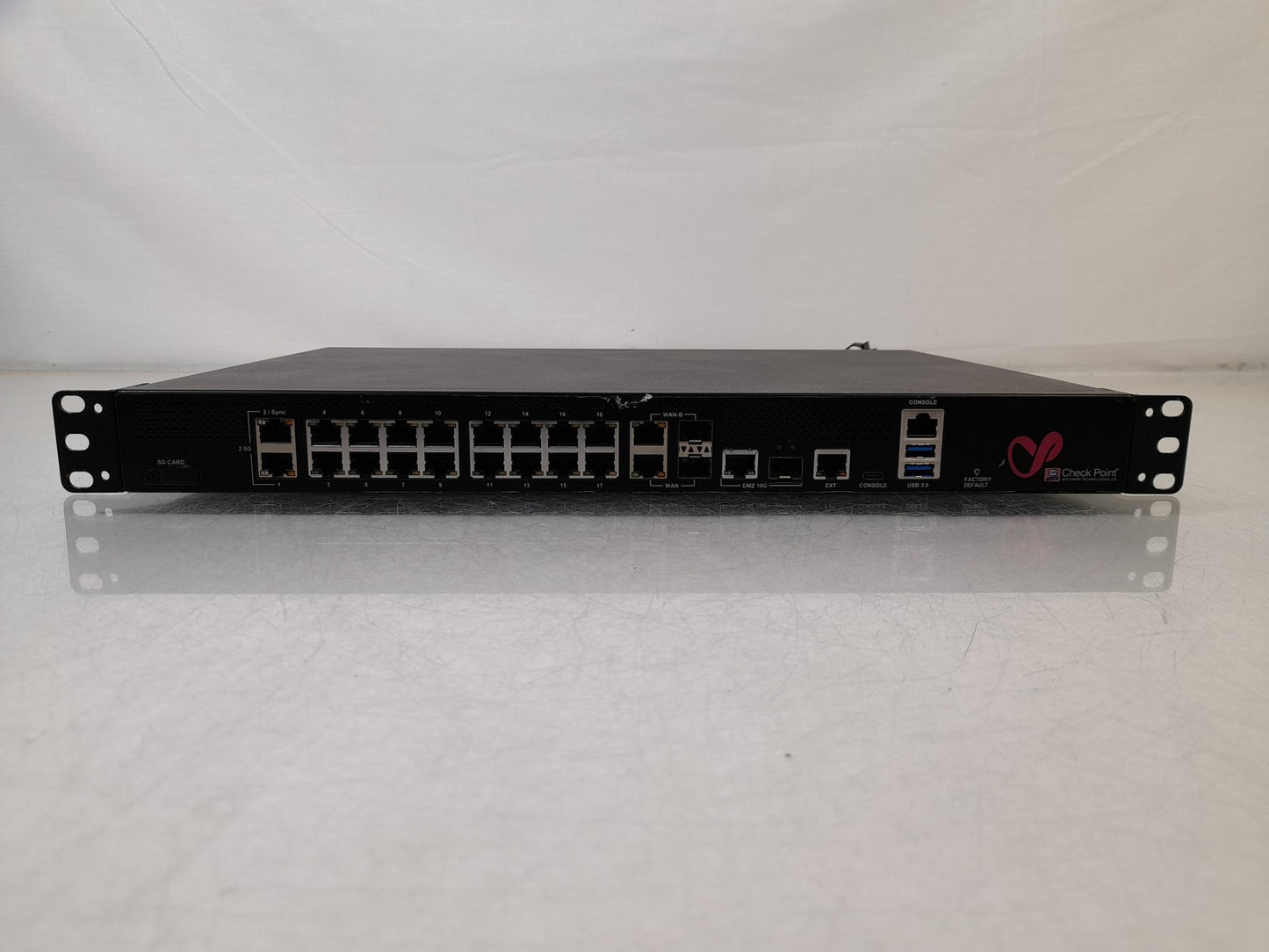 Check Point V-83 SG1800 Security Firewall Gateway Router