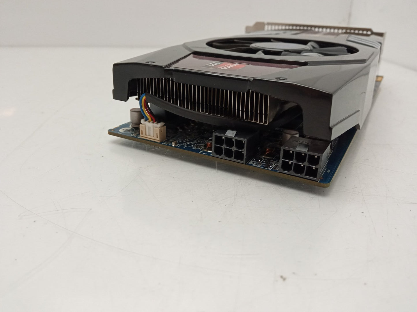 Sapphire Radeon HD5850 1GB DDR5 PCIe Video Graphics Card 299-1E174-101SA