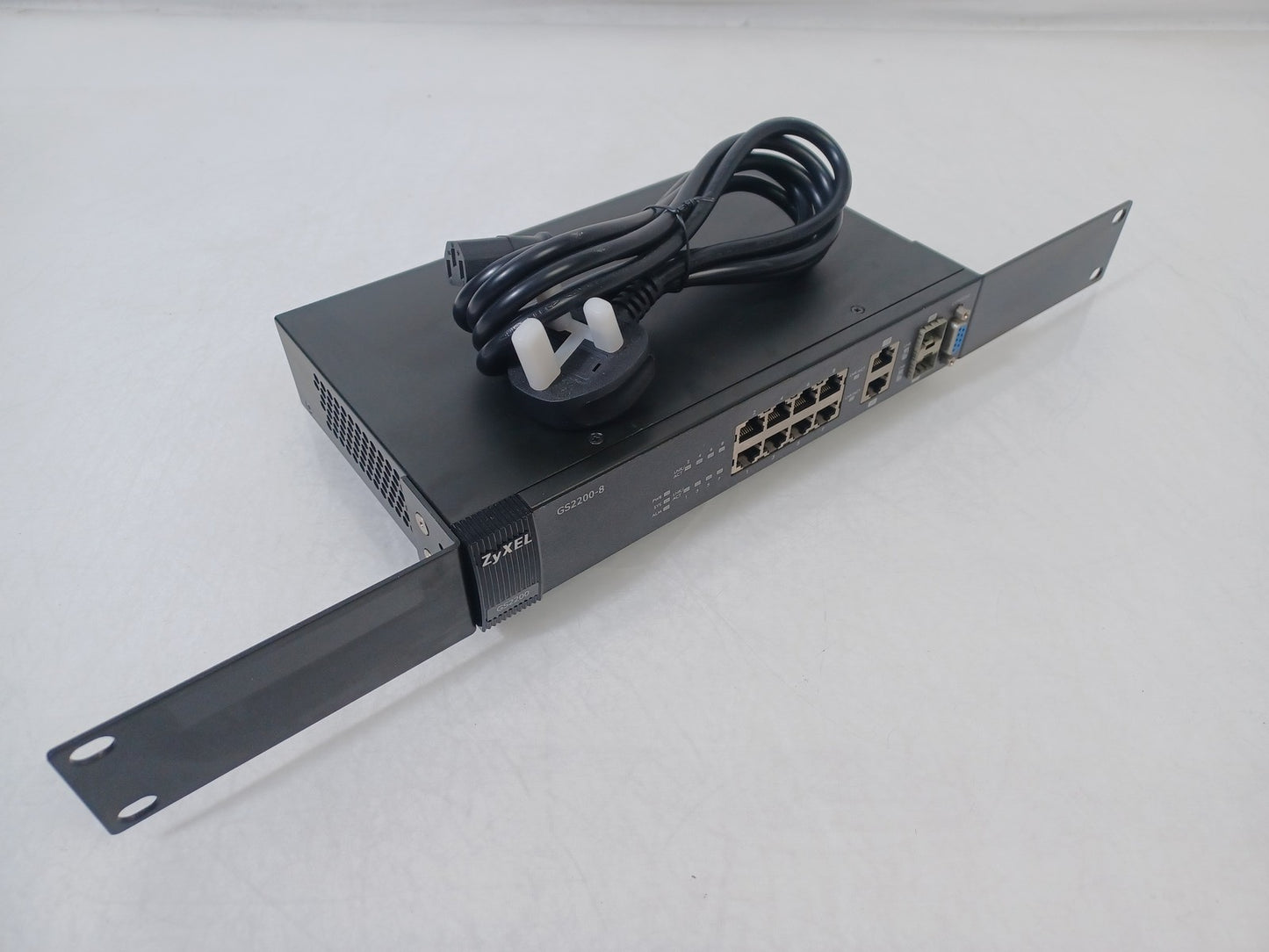 ZYXEL GS2200-8 8 Port Gigabit Layer 2 Managed Switch - With Rack Mounts
