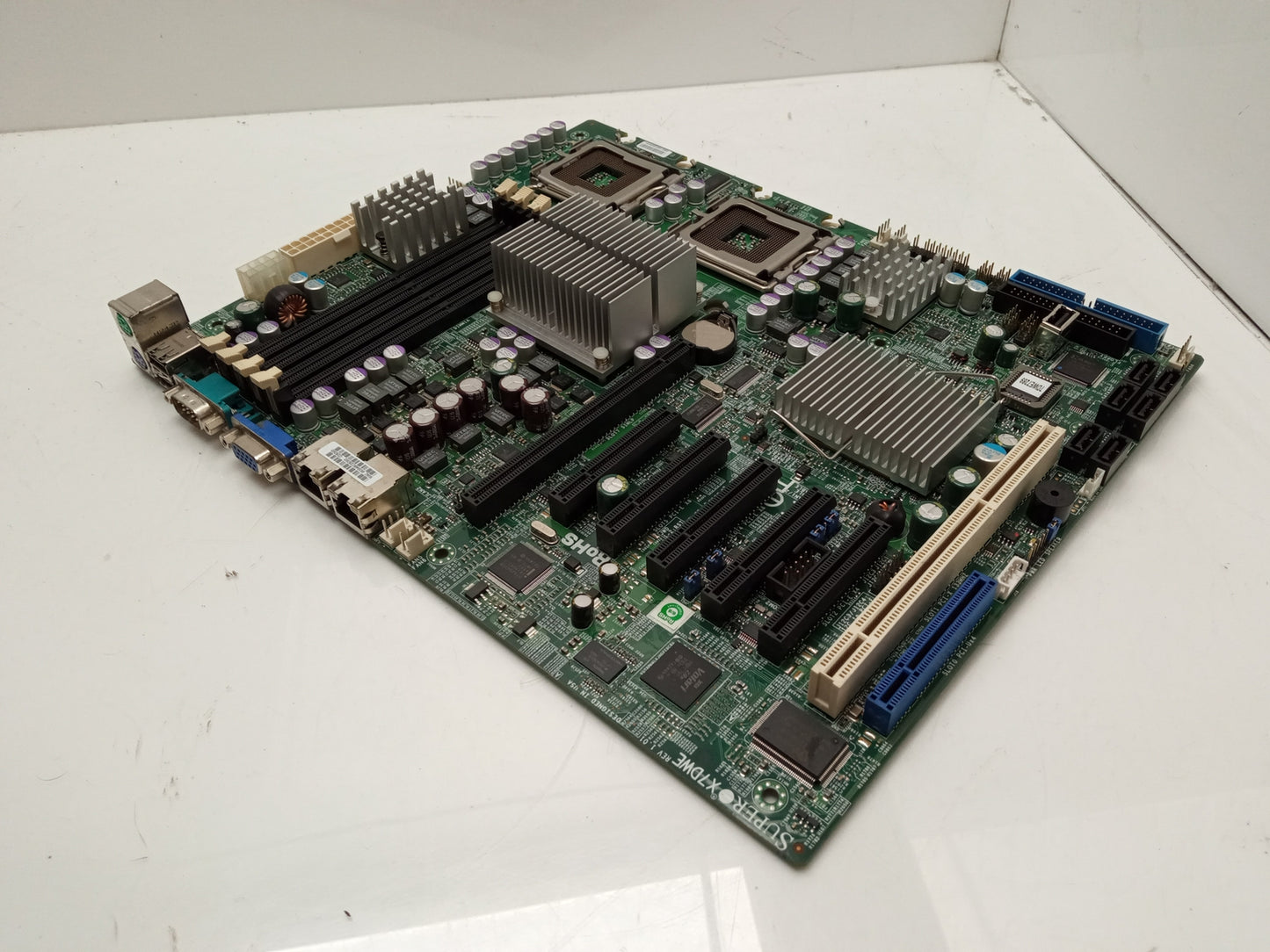 SuperMicro X7DWE Socket LGA771 DDR2 ATX Server Motherboard
