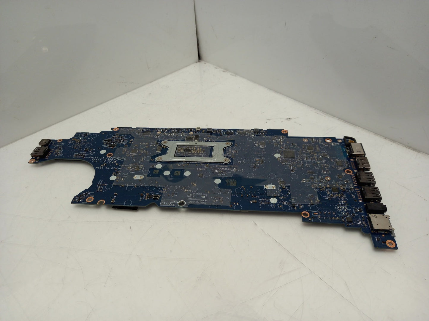 Dell Latitude 5410 Laptop Motherboard with i5-10310U 1.70 GHz DDR4 05TWVF 5TWVF