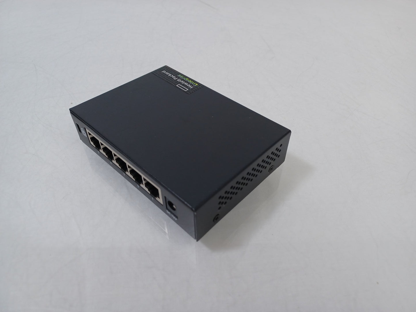HP OfficeConnect 1420-5G JH327A 5 Port Unmanaged Network Switch - With PSU