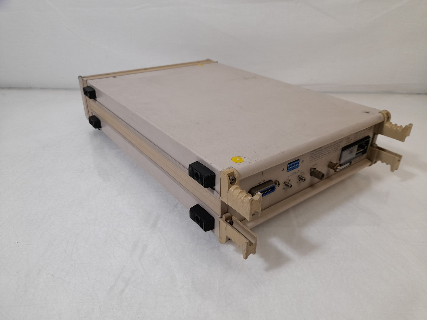 Advantest TR4153A 100kHz-2GHz Tracking Generator