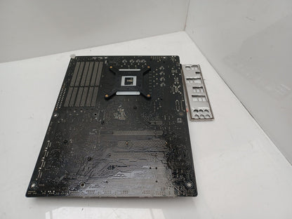 ASUS SABERTOOTH X58 Socket LGA1366 DDR3 PCI-E Motherboard With I/O Shield