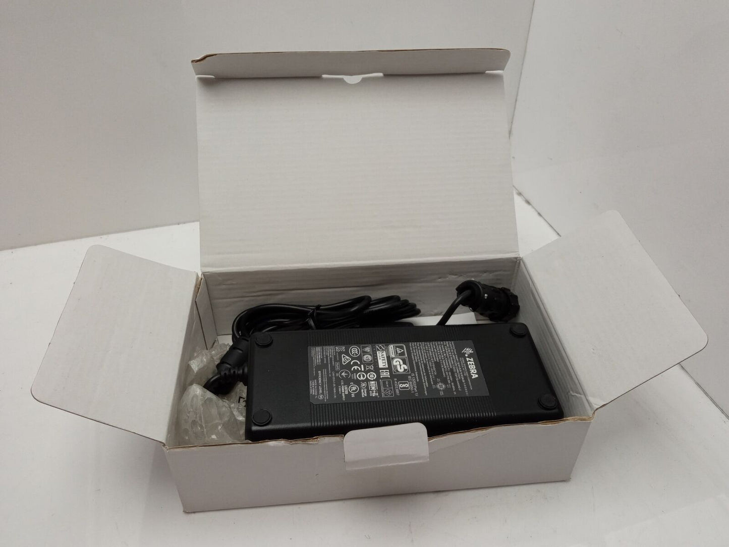 Zebra VC80X Power Adapter 150W 24V 6.25A FSP150-AAAN2-Z PWR-BGA24V150W0WW