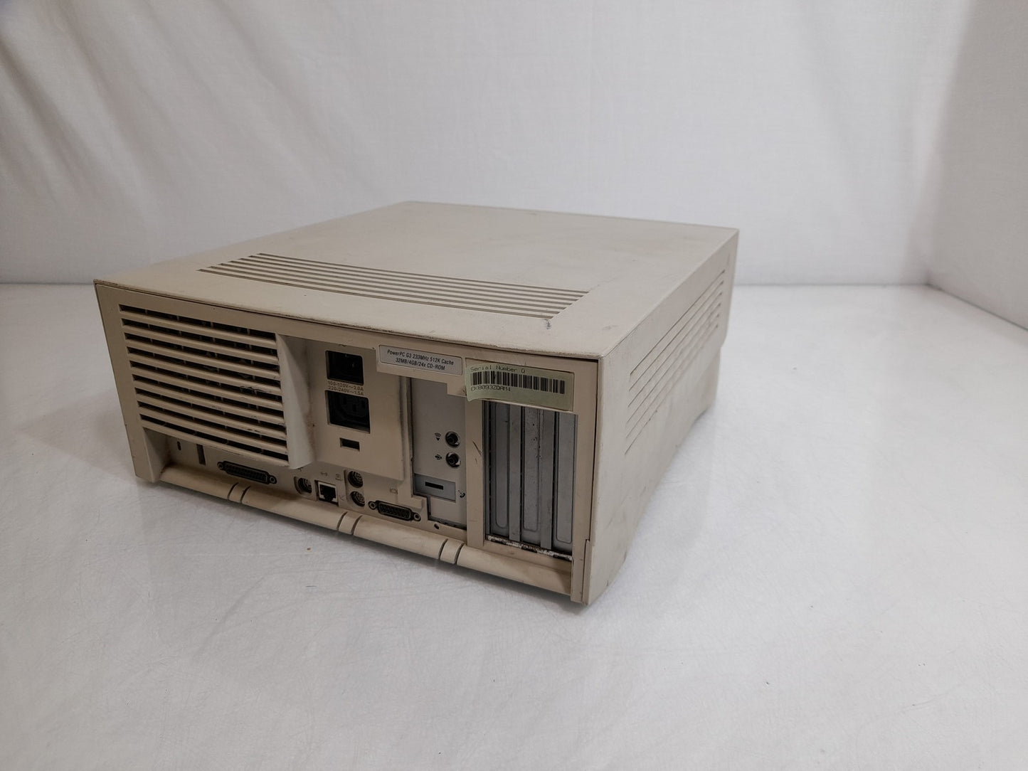 Apple Macintosh PowerPC G3/233 233MHz 512K Cache 32MB 4GB Desktop Computer