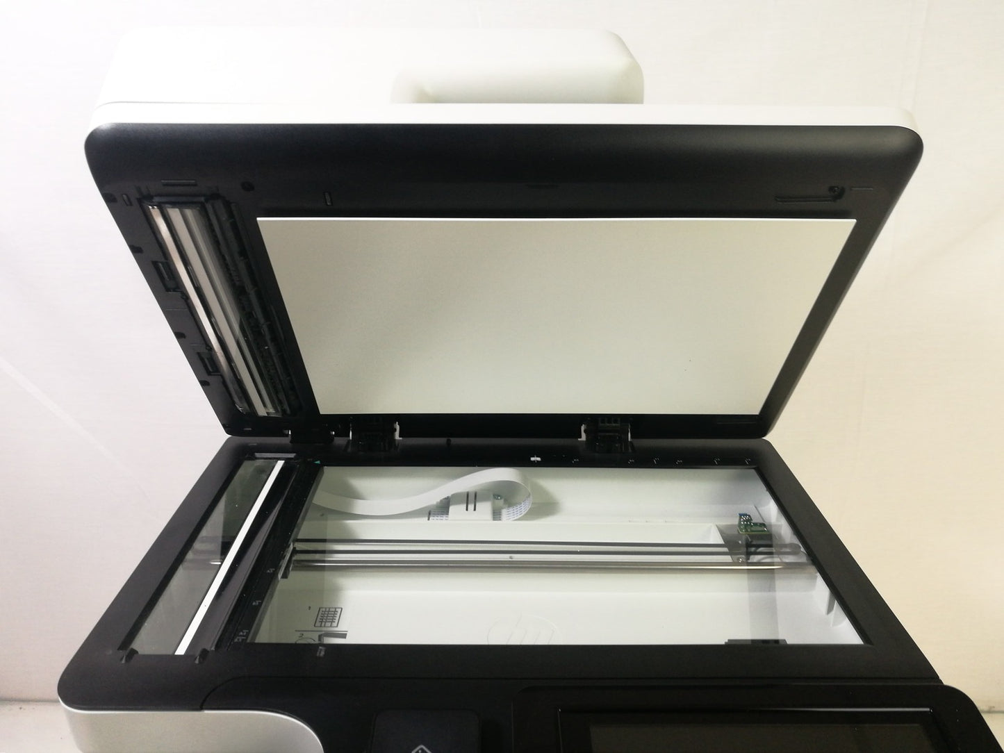 HP Colour LaserJet Enterprise Flow MFP M577 A4 Colour Laser Printer - B5L54A