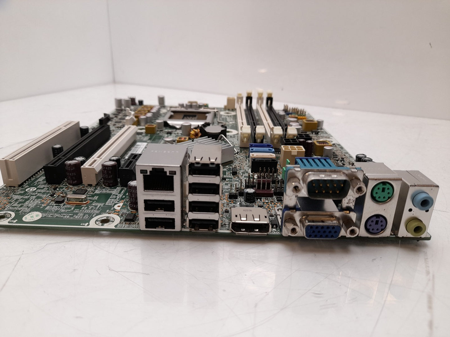 HP Compaq Elite 8200 Socket LGA1155 Motherboard 611834-001 611793-002