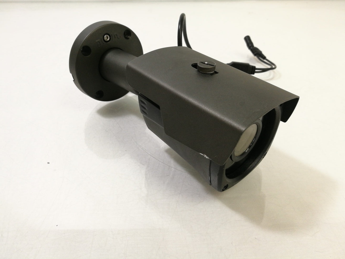 DDS AT5M-579SAF Mid-Range 5MP CCTV Security Camera With Motorised Lens