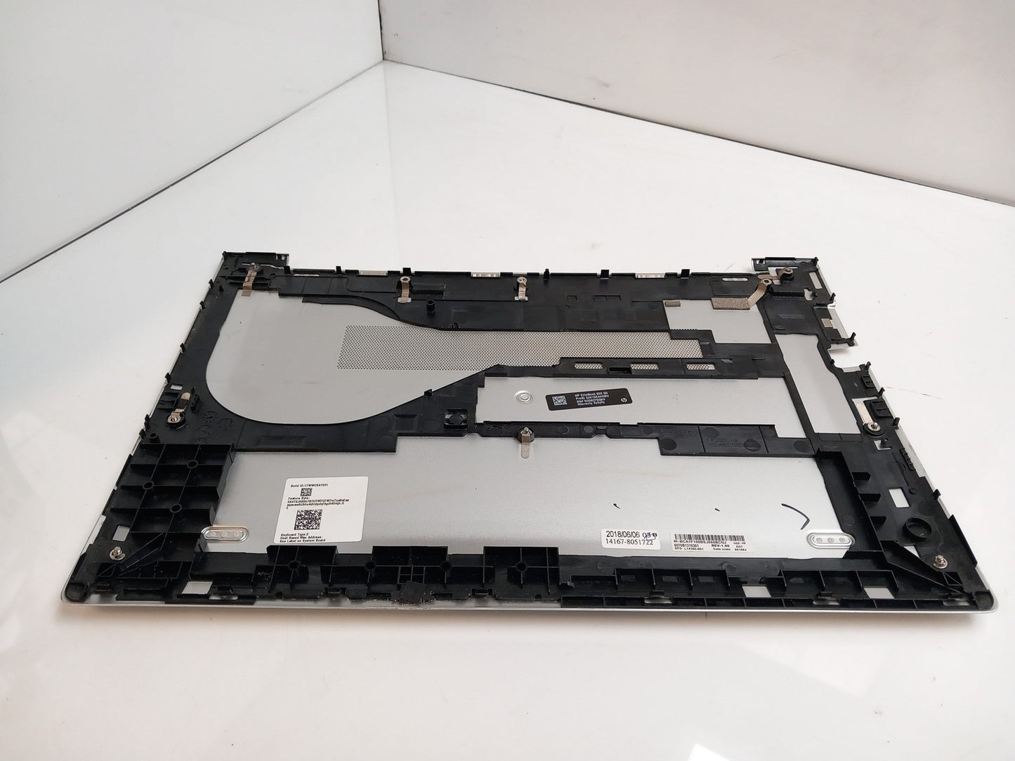 HP EliteBook 850 G5 Laptop Bottom Chassis Case Assembly L14360-001