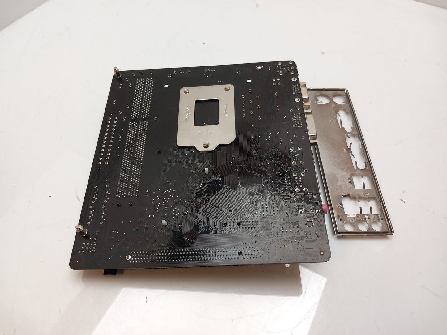 GIGABYTE GA-H81M-S2V Socket LGA1150 DDR3 Micro ATX Motherboard