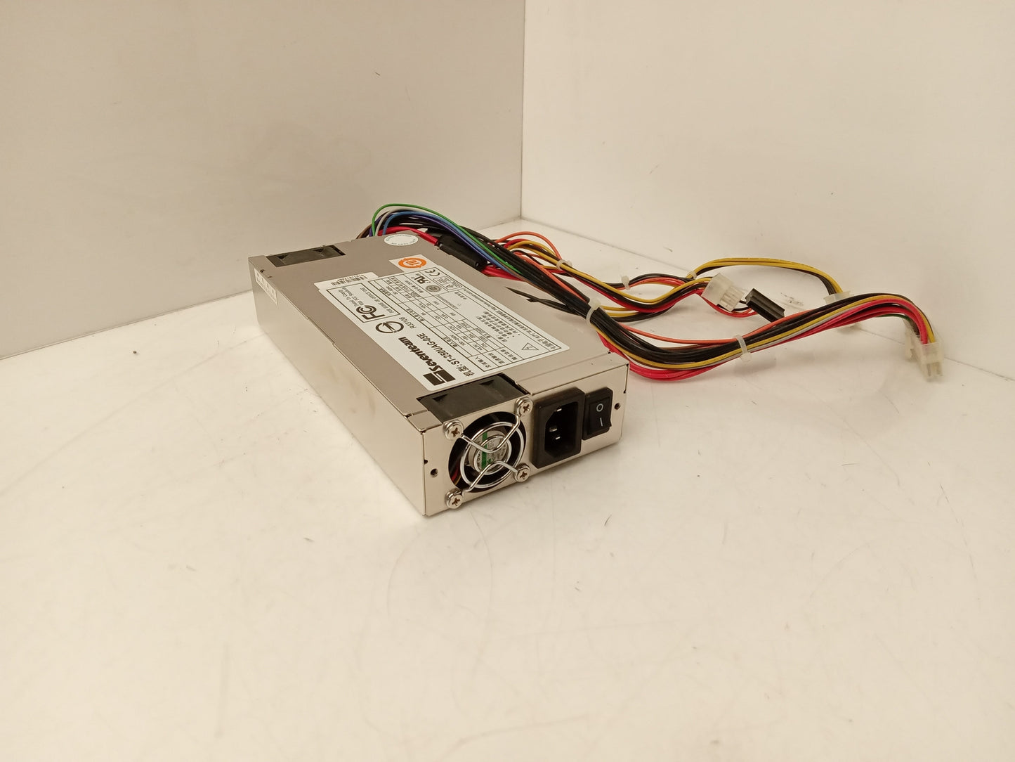 Seventeam ST-250UAG-05E 250W 1U Server Power Supply Unit
