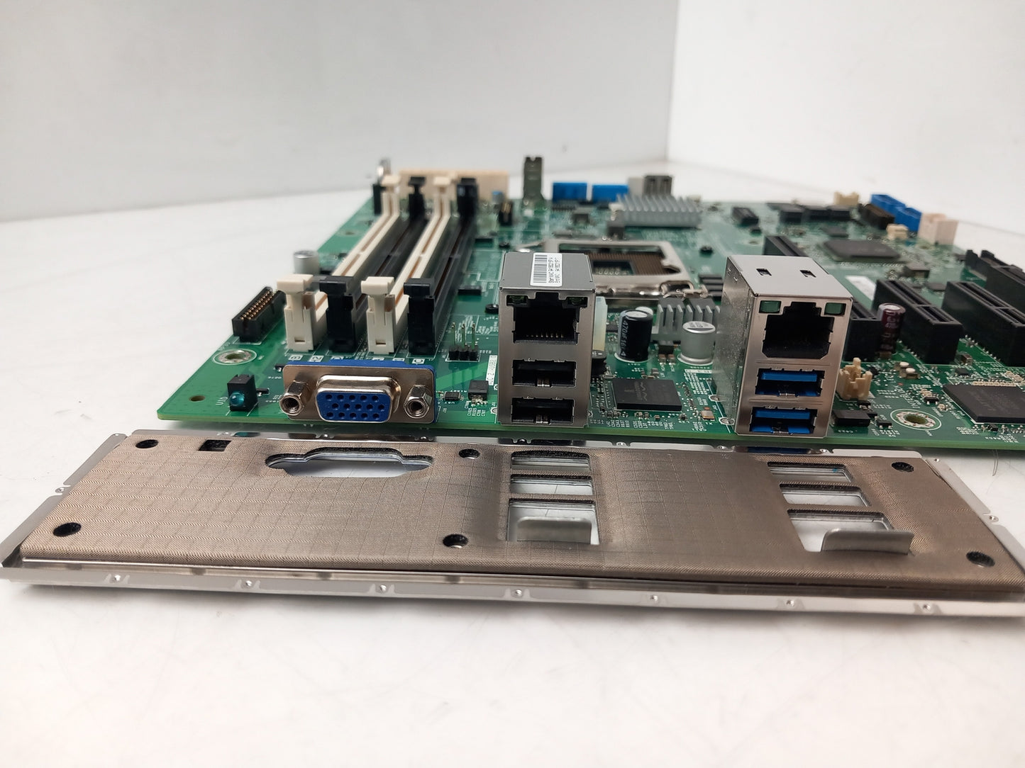 HP ProLiant ML30 G9 Socket LGA1151 DDR4 Motherboard With I/O Shield 822184-001