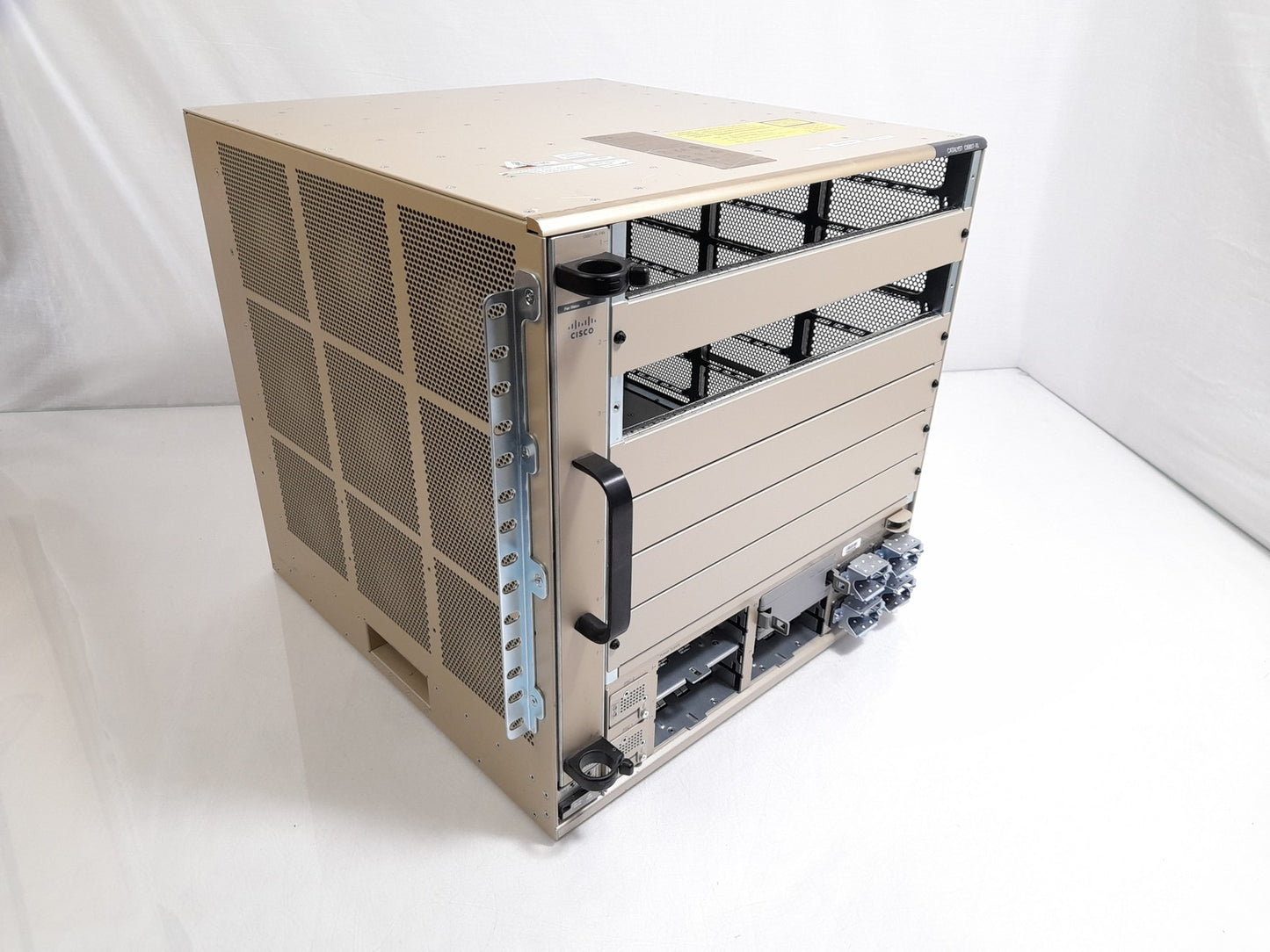 Cisco C6807-XL-S6T-Bun V02 7-Slot Chassis With C6807-XL-Fan