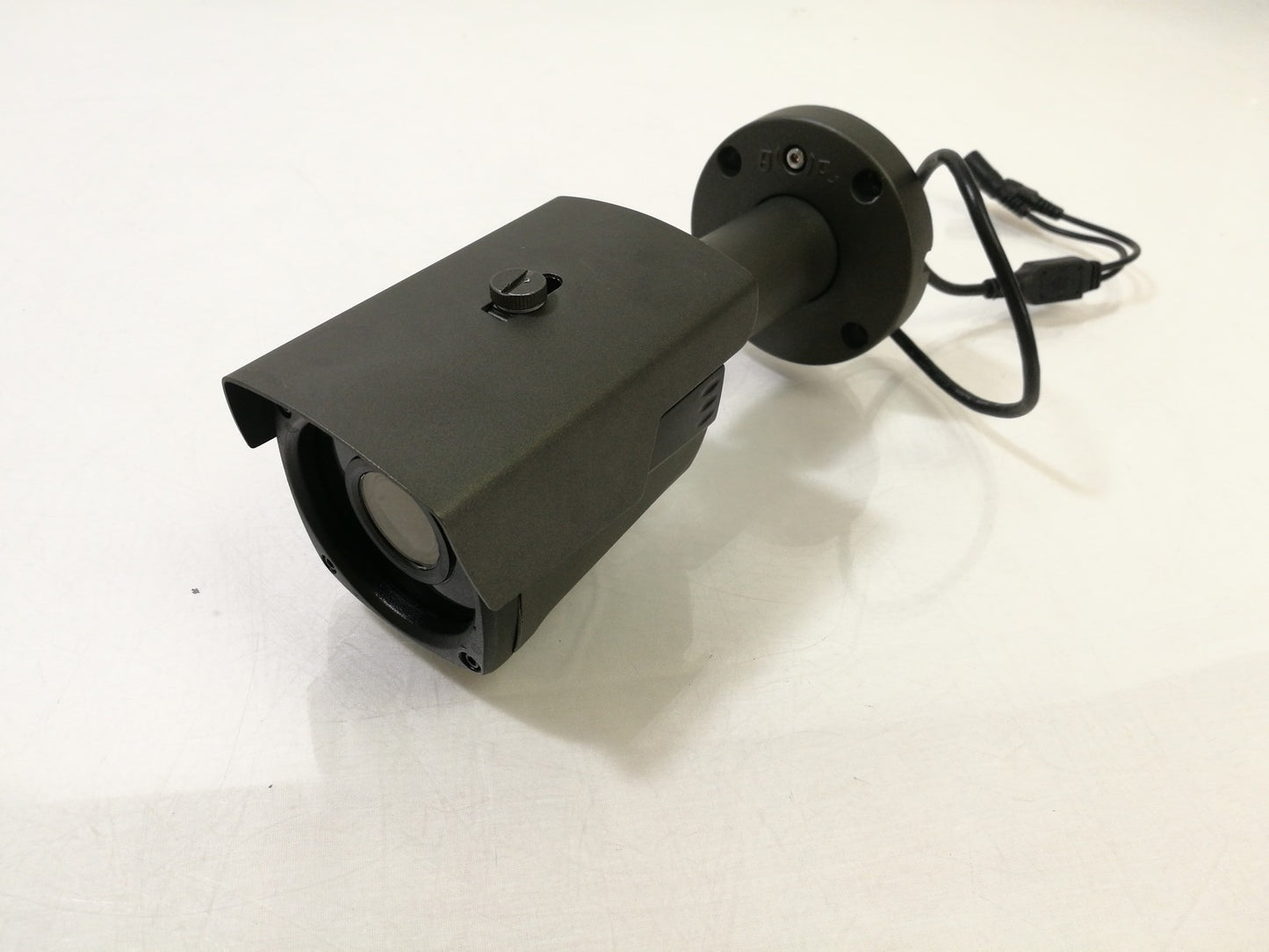 DDS AT5M-579SAF Mid-Range 5MP CCTV Security Camera With Motorised Lens