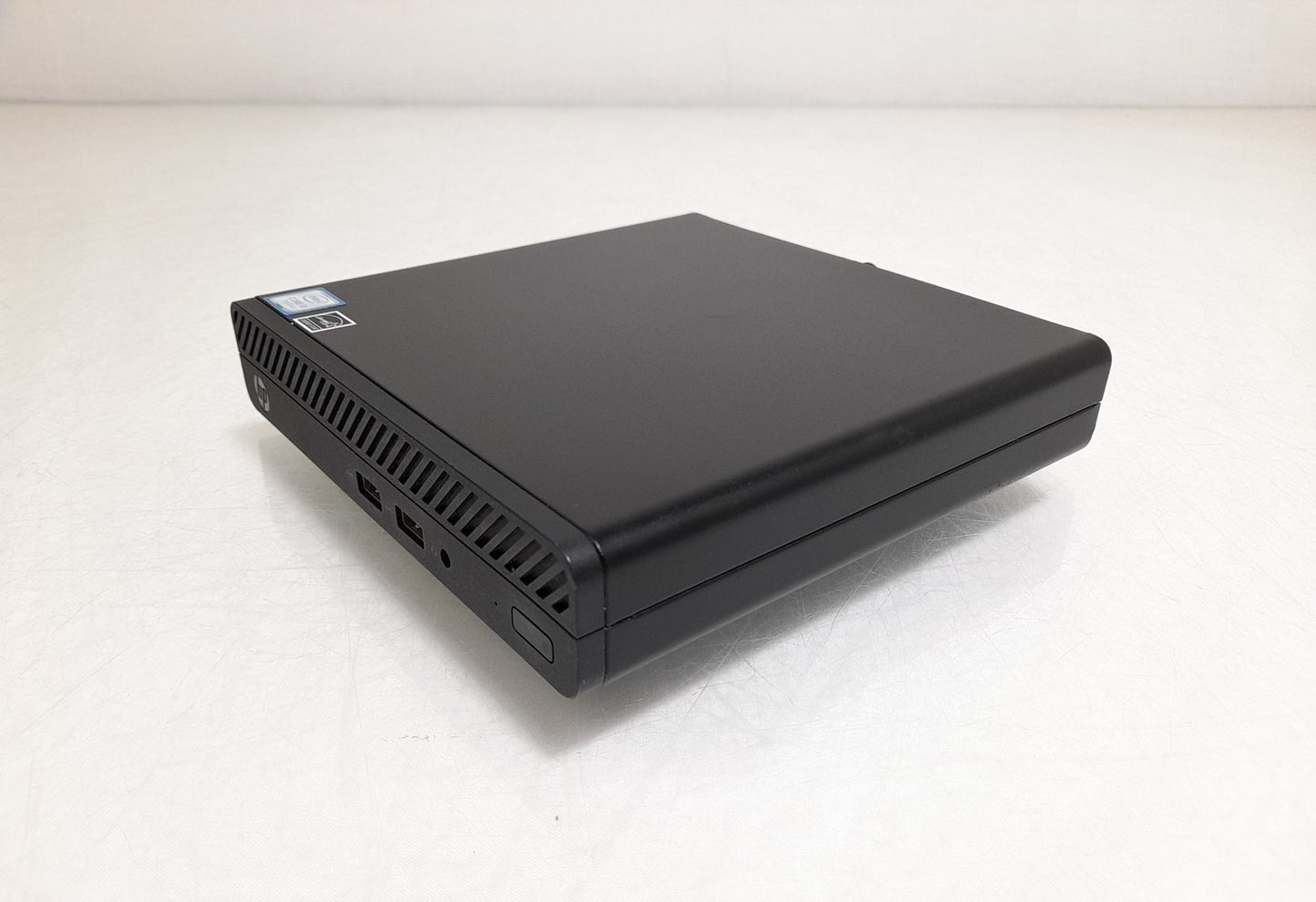 HP 260 G3 Desktop i3-7130U 2.70 GHz 8GB 128 GB NVMe SSD Windows 10 Home