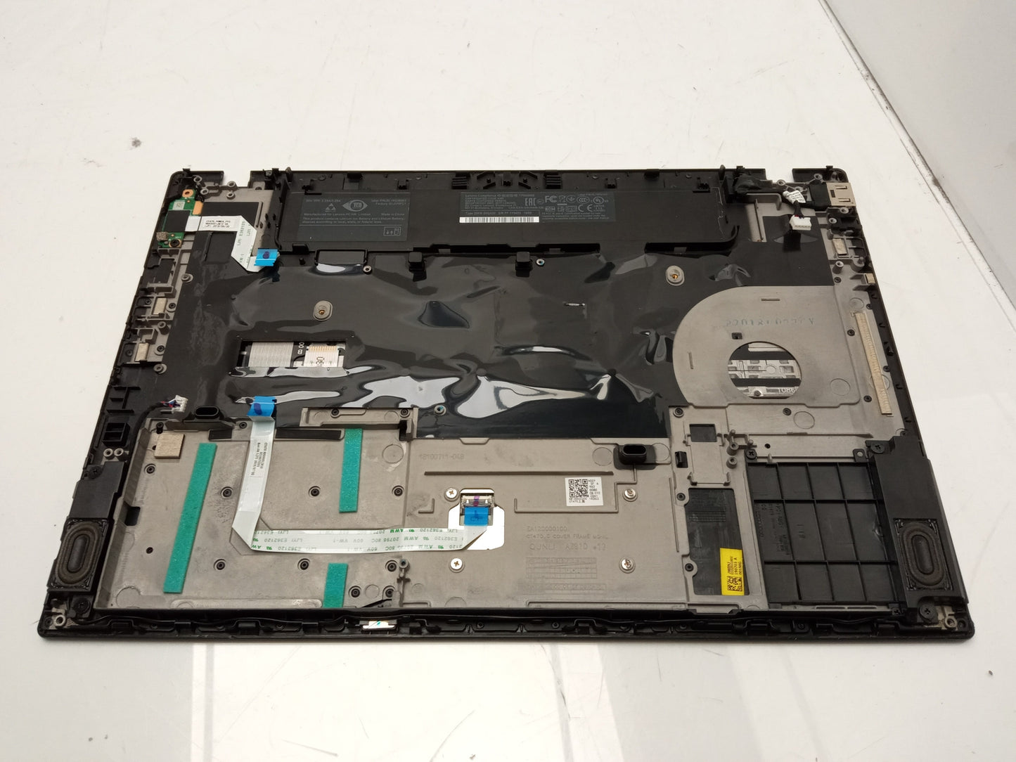 Lenovo ThinkPad A475 Laptop UK Keyboard Touchpad Palmrest Assembly AM12D000200