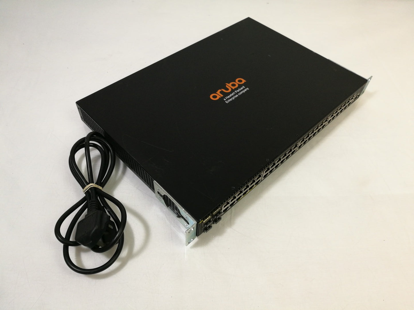 HP Aruba 2930F JL256A 48 Port Gigabit PoE+ 4 SFP+ Switch