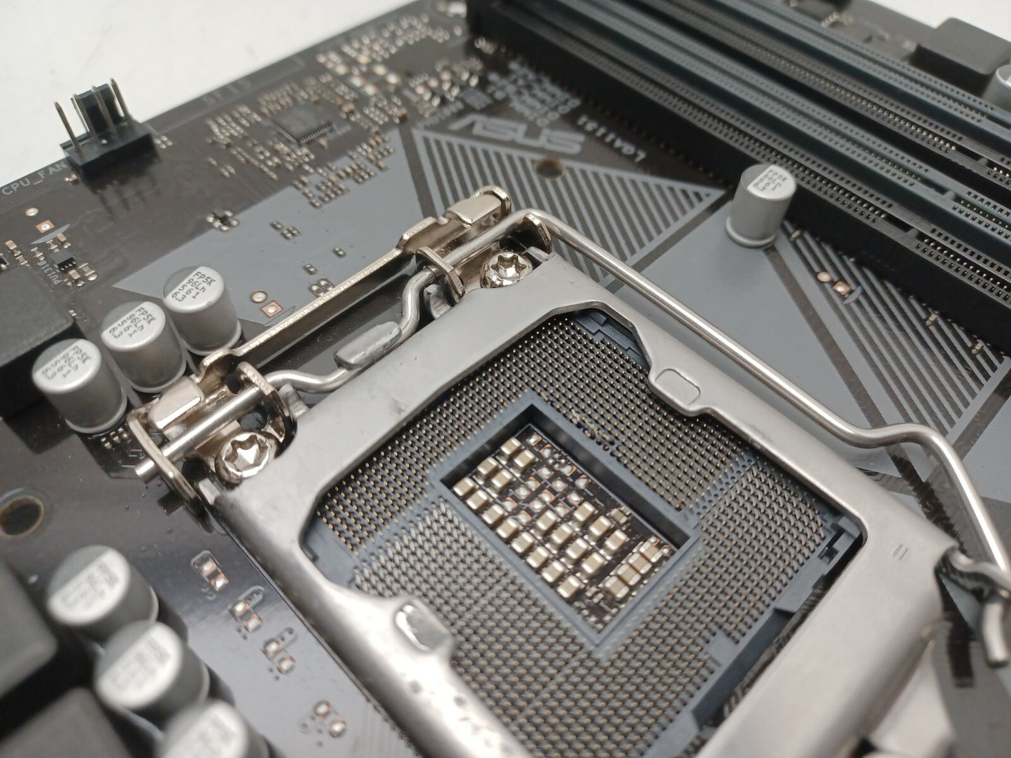 ASUS Prime B360-PLUS LGA1151 DDR4 Motherboard With I/O Shield - Bent Pins