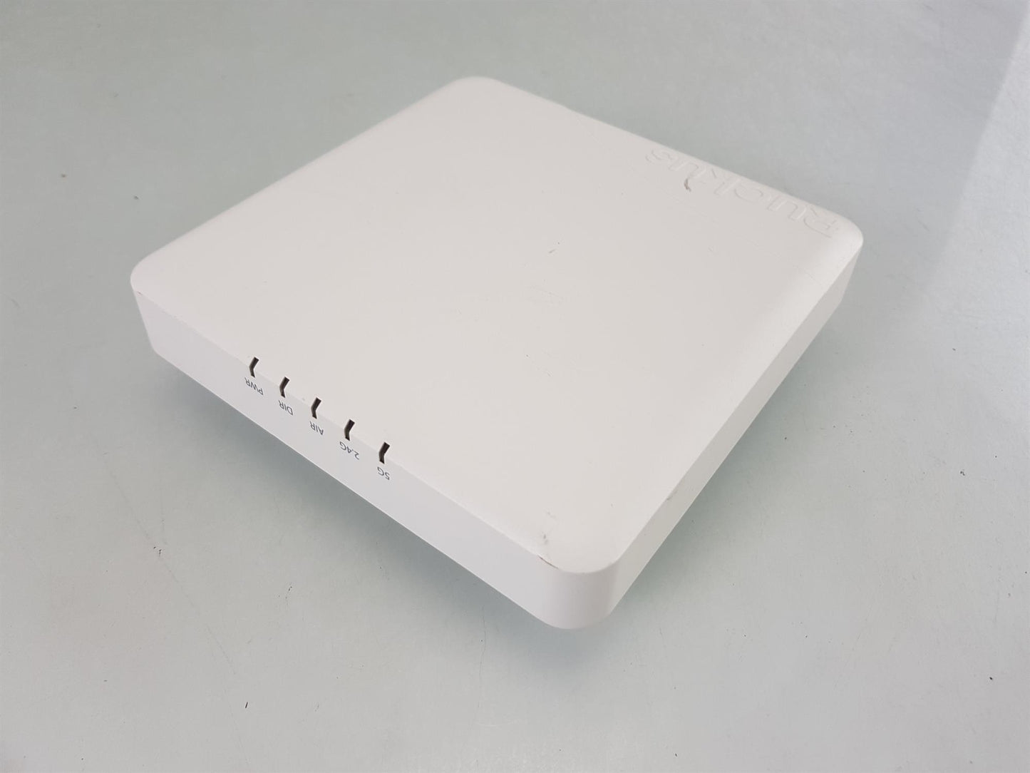 Ruckus ZoneFlex R500 Indoor PoE 802.11ac 2x2:2 Wi-Fi Wireless Access Point
