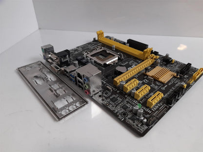 ASUS H81M-PLUS Socket LGA1150 DDR3 Micro ATX Motherboard With I/O Shield