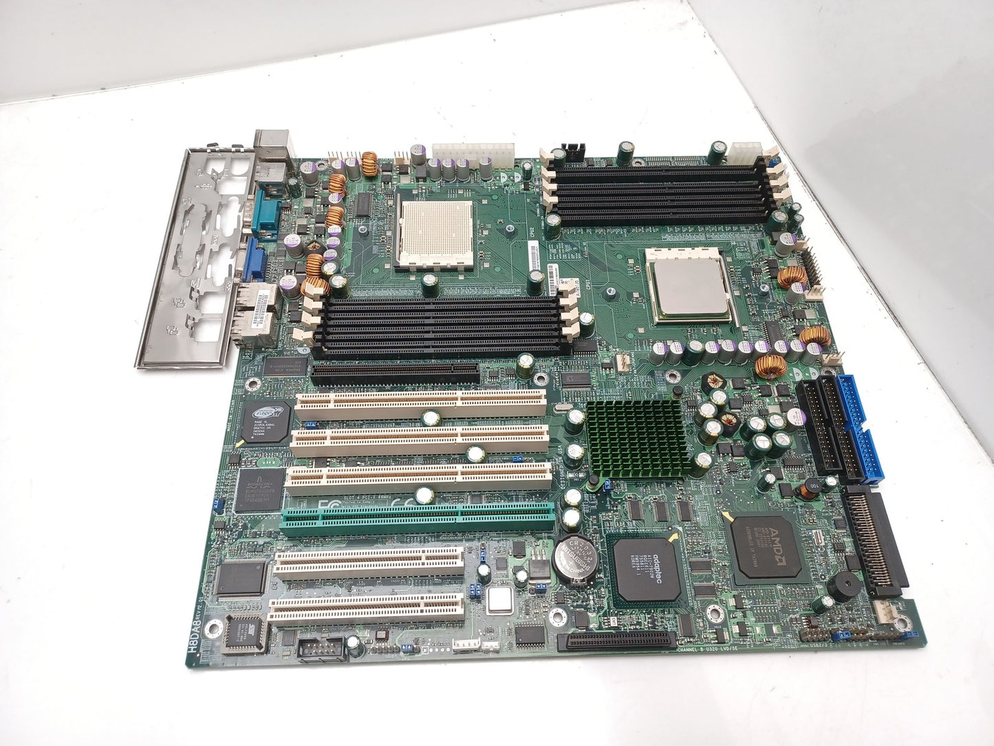 SuperMicro H8DA8 Socket 940 DDR Server Motherboard with I/O Shield & AMD Opteron