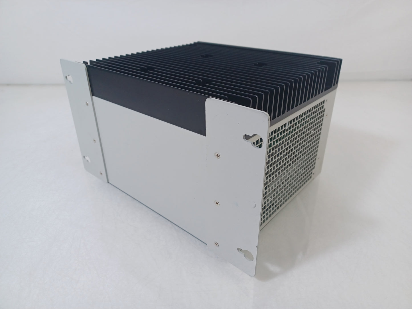 Kontron KBox C-102-2 TSN Industrial Computer - No OS / No PSU