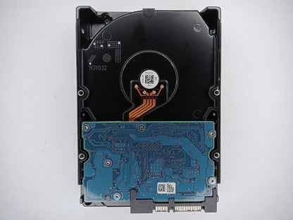 Hitachi Deskstar 7K3000 HDS723020BLA642 2TB 3.5" Desktop Hard Drive SATA