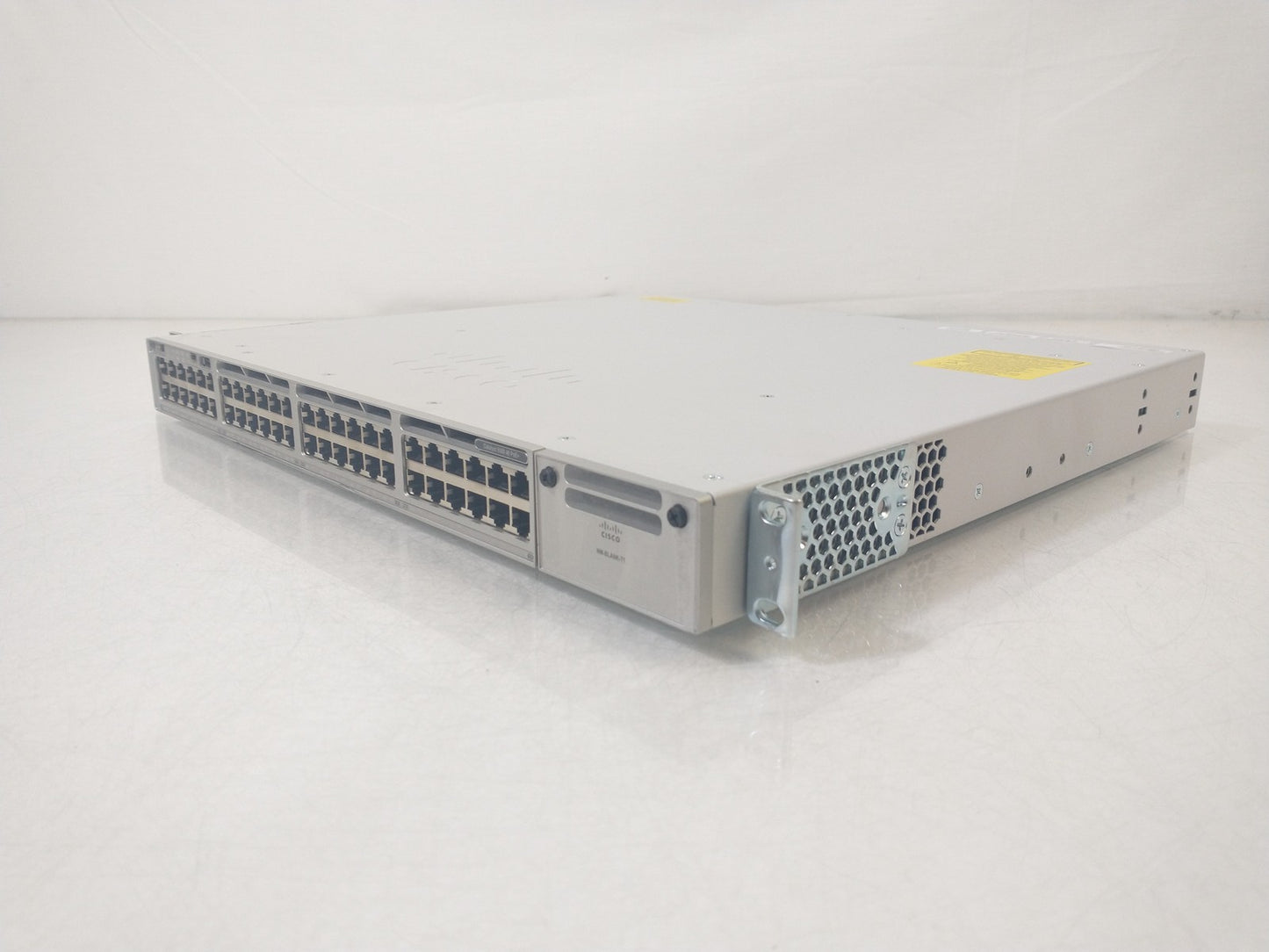 Cisco C9300-48P-E V02 48 Port PoE+ Gigabit Managed Network Switch