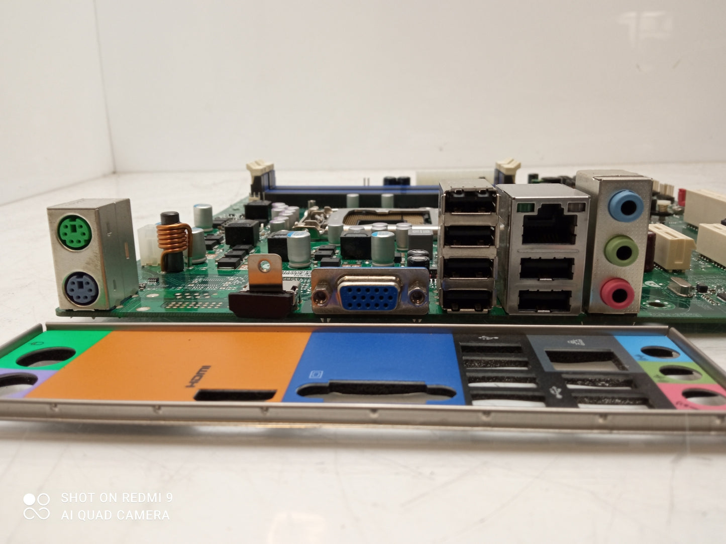 Acer H57H-AM2 V2.0 Socket LGA1156 DDR3 PCIe Motherboard With I/O Shield