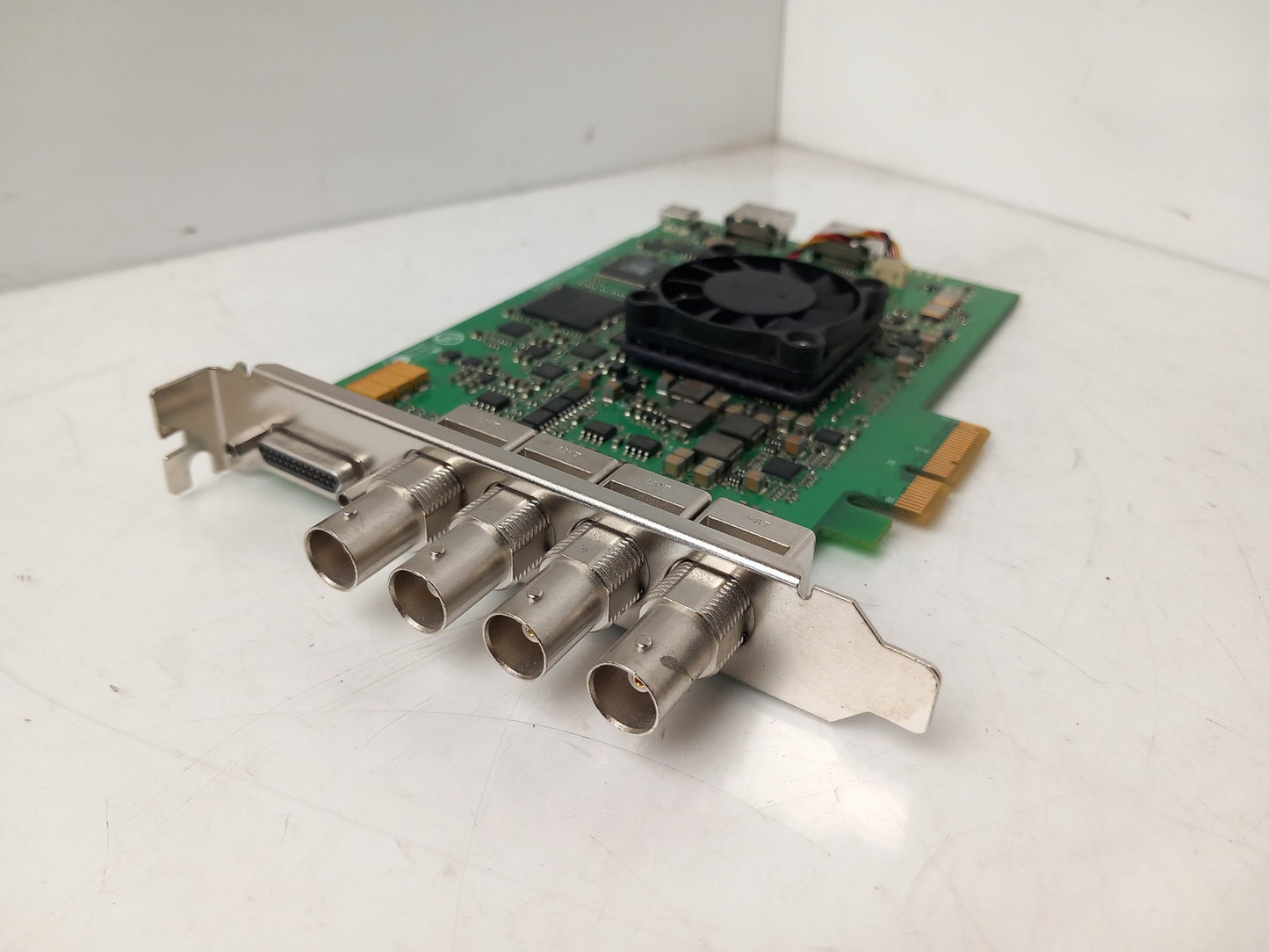 Blackmagic Design DeckLink HD Extreme 3 PCI-E Video Capture Card BMDPCB64