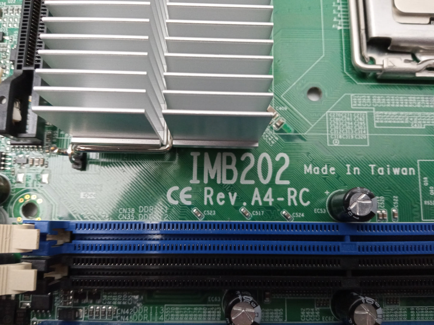 Axiomtek IMB202 Rev.A4-RC LGA 775 Core 2 DUO DDR2 ATX Motherboard and I/O Shield