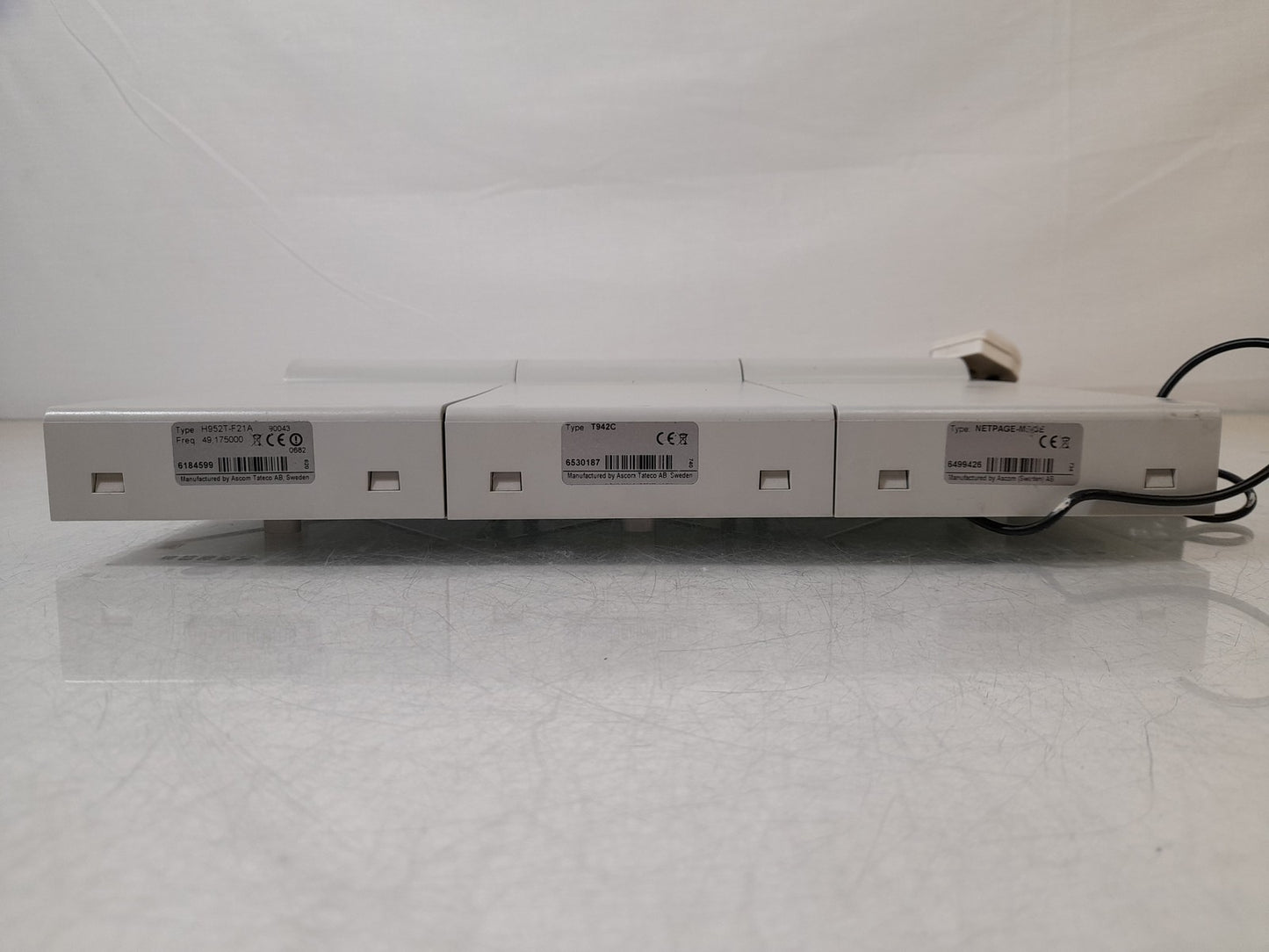 Ascom H952T-F21A Paging System Transmitter - With Modules