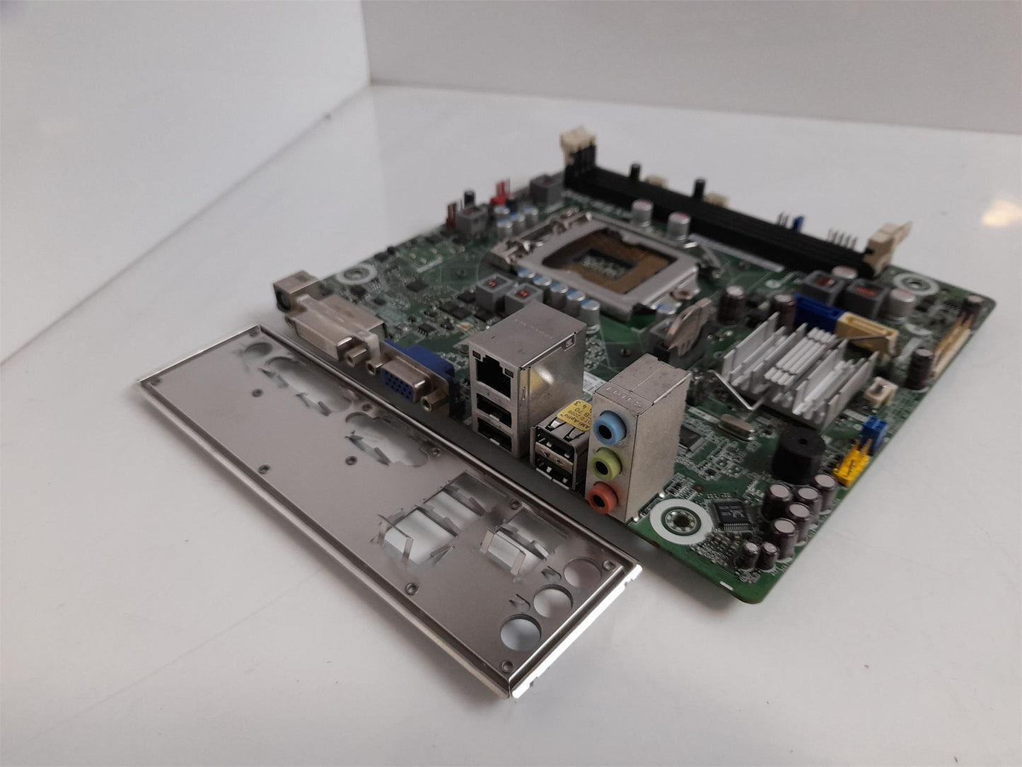 HP IPXSB-DM Socket LGA1155 Motherboard With I/O Shield 700239-001 699340-001