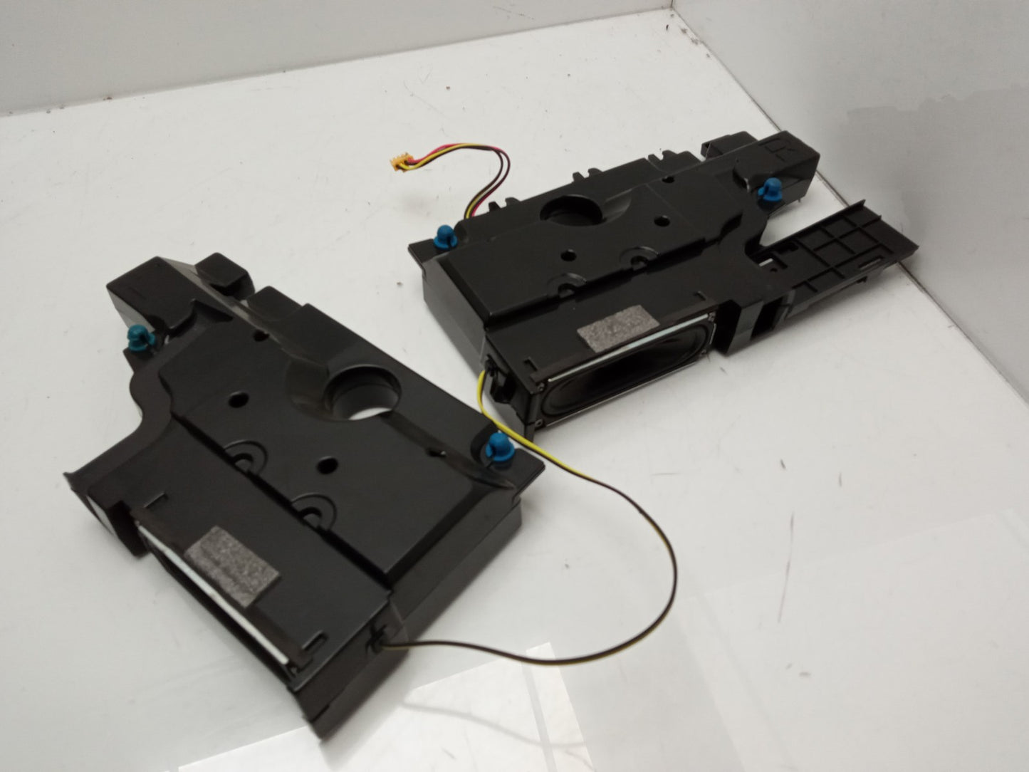 Samsung UE49MU6500U Speakers and Wi-Fi Module BN96-33967A WCM730Q