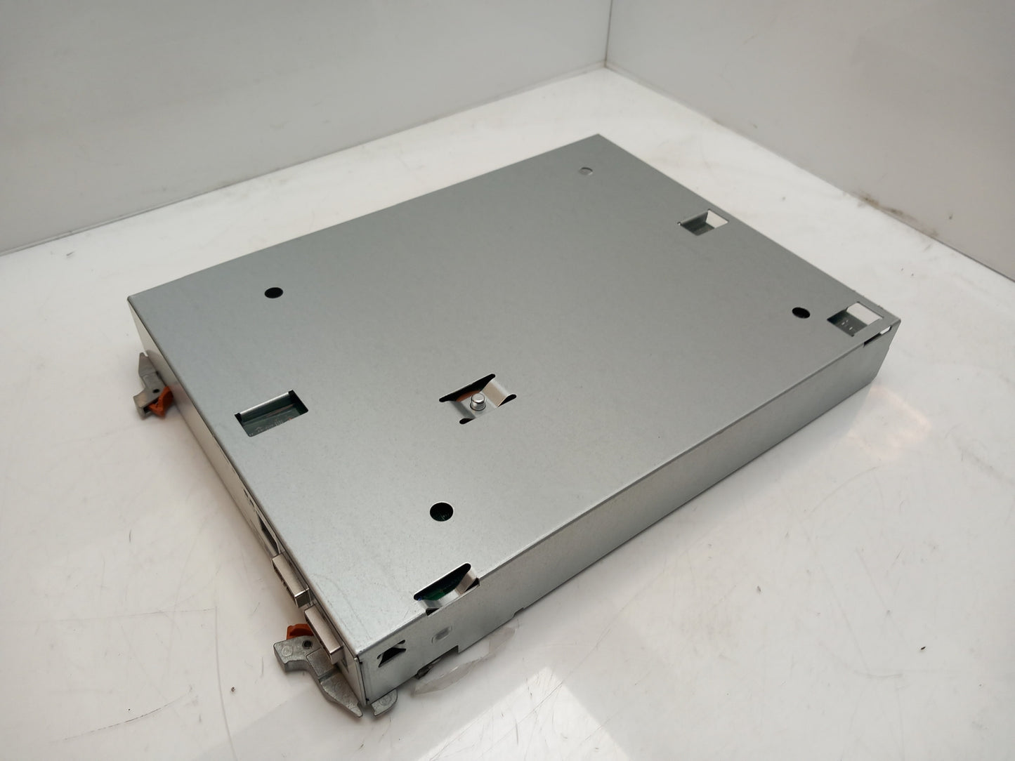 EMC 303-137-000D-01 SAS Link Controller Module